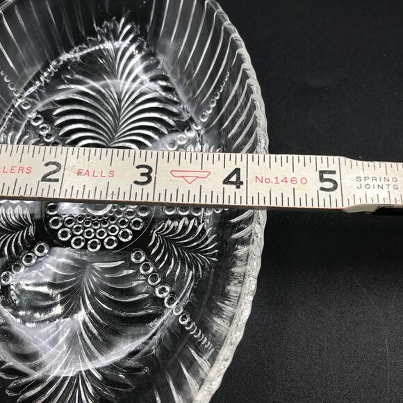 Vintage Anchor Hocking Clear Glass Relish Dish #124 Ferns Feathers Pearls Dots - Picture 5 of 6